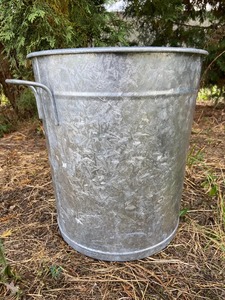 Durable Galvanized Iron Planter <b>Basket</b> for Outdoor Garden Decoration and Home Flower Storage <b>Display</b> Purpose - Product Image 5