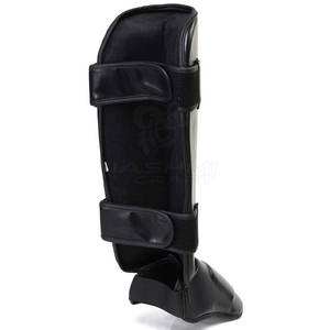 Protège-tibias légers de qualité supérieure avec tissu confortable et respirant pour les entraînements, les matchs et les joueurs adultes - Product Image 4