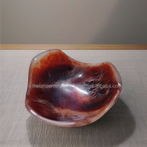 ชามเรซิ่นทรงขอบหยัก งานฝีมือขัดเงา เป็นมิตรกับสิ่งแวดล้อม ปลอดภัยสำหรับอาหาร เหมาะสำหรับตกแต่งครัวสมัยใหม่ งานเลี้ยง และบ้าน - Product Image 2