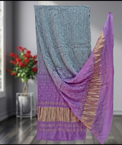 Dupatta Bandhani Rajasthani Hecha a Mano con Diseño Étnico Tradicional Tie Dye - Product Image 3