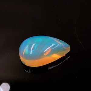 โอปอลเอธิโอเปียสีขาวธรรมชาติทรงลูกแพร์แบบคาโบชอง น้ำหนัก 2.00 กะรัต พร้อมสีเปลี่ยนแปลง - Product Image 2