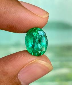 Esmeralda natural de Zambia, corte excelente, piedra preciosa verde suelta para la fabricación de joyas y colección. - Product Image 5