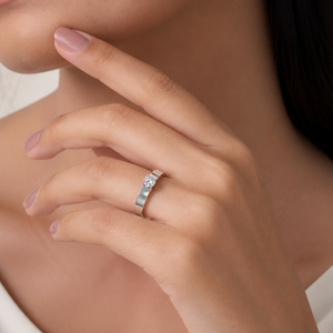 Anillo Solitario Clásico con Diamante Redondo Cultivado en Laboratorio, Engaste de Cuatro Puntas, Anillo de Compromiso, OEM, ODM, Personalizado - Product Image 3