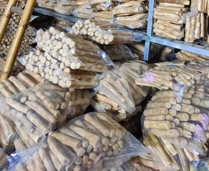 Bâton à mâcher durable en bois de café pour chiens de taille moyenne et grande, vente en gros - Product Image 2
