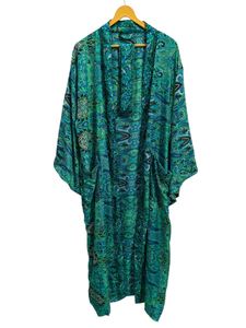 Kimono de seda Bridel con patchwork, túnica larga para cubrir el bikini, ropa de noche, hecho a mano, estilo vintage indio, kimono de sari de seda reciclada. - Product Image 5