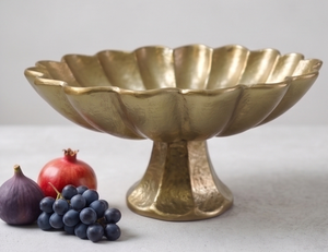 Moderno tazón de metal con acabado dorado de lujo, frutero con base de pedestal, tazones decorativos para centro de mesa, decoración del hogar. - Product Image 5