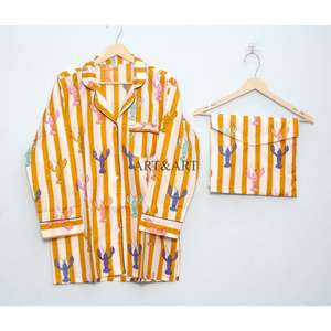 Ensemble pyjama 3 pièces pour femme, motif scorpion mignon et coloré, manches longues, boutonné, 100% coton, avec sac en coton - Product Image 2