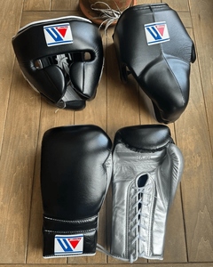Ensemble d'entraînement de boxe professionnel en cuir sur mesure de haute qualité Winning pour sparring : gants de boxe, protège-tête, protège-aine - Product Image 6
