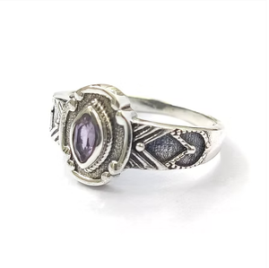 Bague élégante en améthyste taille marquise avec argent 925, unisexe, à porter au quotidien et pour toutes les occasions, idéale pour les cadeaux - Product Image 2