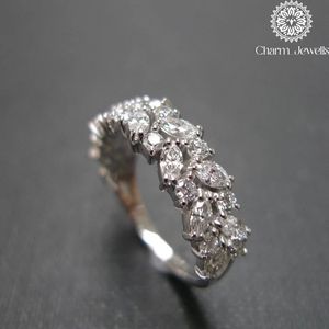 Bague de fiançailles classique pour femme en argent plaqué or rose avec moissanite taille coussin, sertie de griffes, certifiée IGI, 3 grammes - Product Image 2