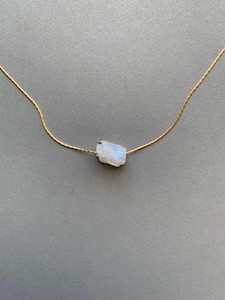 New Style <b>Jewelry</b> Natural Raw Rainbow <b>Moonstone</b> Necklace Rough Crystal Pendant on Gold Filled or Sterling Silver Chain - Product Image 6
