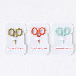 Tijeras de bordado hechas de acero inoxidable de alta calidad, tijeras de precisión afiladas para manualidades. - Product Image 5