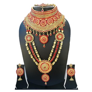 Conjunto de Collar y Aretes Étnicos Indios de Aleación Chapada en Oro, con Cristales Rojos y Diseño Floral, Joyería de Boda para Mujer - Product Image 1