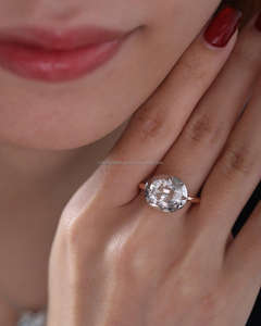 Anillo de Compromiso/Boda Vintage de Oro Rosa y Blanco de 14k con Diamante Cultivado en Laboratorio IGI/GIA, Unisex, Oro Fino, Ideal para Aniversarios y Fiestas - Product Image 3