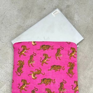Pink Tiger Print Laptop Sleeve Medium Size Textile Case With Zipper Closure Portable Design Laptop Bag - Product Image 1