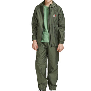 Ensemble coupe-vent fabriqué au Pakistan pour le streetwear et les activités de plein air, faible MOQ, ensemble coupe-vent pour adultes - Product Image 1