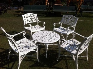 White Metal Garden Chair Set with <b>Round</b> <b>Table</b> and Red Umbrella Outdoor <b>Patio</b> Furniture for Courtyard Traditional Style Durable - Product Image 3