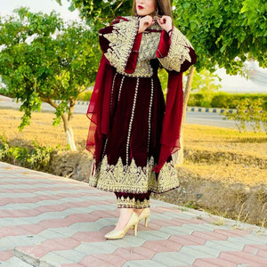 Robe afghane traditionnelle pour femmes, longue, brodée, à manches longues, modeste, pour occasions décontractées, fêtes et événements culturels - Product Image 3