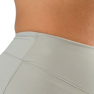 Shorts de sport pour femme, couleur vert sauge clair, taille mi-haute, sans coutures, extensibles, pour le yoga, la course à pied, l'entraînement et le quotidien - Product Image 6