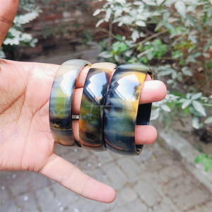 กำไลข้อมือกำไลฮอร์นธรรมชาติทำด้วยมือน้ำหนักเบามีสไตล์สำหรับทุกเพศเครื่องประดับแฟชั่นที่มีรูปแบบที่เป็นเอกลักษณ์สำหรับผู้ชายและผู้หญิง - Product Image 2