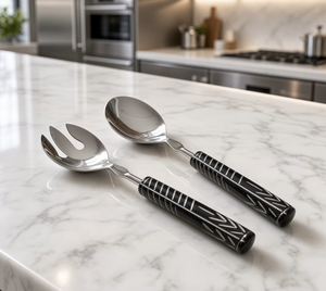 Cuillères et fourchettes à salade en métal minimalistes, élégantes, pour cuisines modernes, tables à manger et restaurants contemporains - Product Image 6