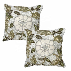 Fundas de Cojín Cuadradas Modernas con Diseño Floral y Cuentas de Vidrio para Sofá, Cama o Sillón - Product Image 2