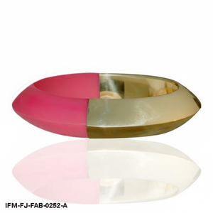 กำไลข้อมือเรซิ่นสีชมพูเก๋ไก๋พร้อมฝังทองขัดเงา เครื่องประดับทรงเรขาคณิตทันสมัยสำหรับผู้หญิง - Product Image 2