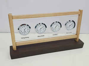 Horloge de bureau personnalisée avec fuseaux horaires mondiaux – Horloge de table en bois et acrylique avec logo personnalisé - Product Image 4