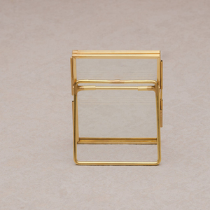Cadre photo rectangulaire miniature en verre transparent avec bordure en laiton, design unique, finition dorée, décoration de table pour la maison ou le bureau - Product Image 6
