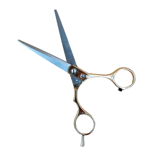Ciseaux de coiffeur professionnels de style japonais Tegra Surgical, lames en acier inoxydable, 28 dents, poignée en caoutchouc, taille moyenne, certifiés CE - Product Image 3