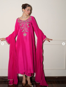 Vêtement de mariage indien pakistanais traditionnel pour femmes, rose, brodé, en satin de soie, élégant, réversible, protection solaire, coupe régulière, court - Product Image 2
