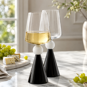 Verres à vin réutilisables écologiques en borosilicate transparent faits à la main de 400 ml avec logo personnalisé pour cadeaux d'entreprise promotionnels - Product Image 1