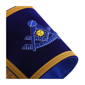 Manguitos Masónicos Personalizados para Past Master de Logia Azul, con Bordado de Terciopelo Azul y Flecos Dorados, Compás y Escuadra - Product Image 6