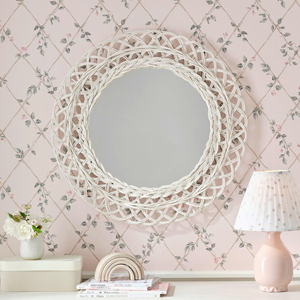 Miroir mural élégant en rotin avec cadre tissé, miroir décoratif en fibres naturelles fait à la main pour la chambre à coucher, le salon et la décoration bohème - Product Image 1