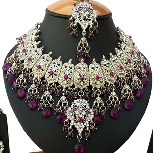 Vintage Silver Plated Crystal Necklace <b>Set</b> With Purple Rhinestones Women's Wedding Bridal Jewelry - Product Image 2