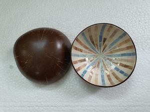 Bols en Coque de Noix de Coco Prix de Gros Écologiques Polis Design Classique Ustensiles de Cuisine Vaisselle Ensembles Maison Cuisine Fabriqués au Vietnam - Product Image 4