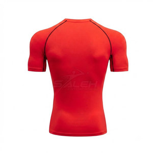 Ensemble de shorts de compression légers et durables avec tissu extensible et technologie de contrôle de l'humidité - Product Image 5