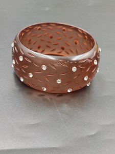 Bracelet en résine fait main écologique, modèle style ange, design moderne et élégant, taille personnalisée - Product Image 2