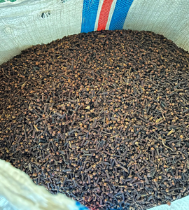 Clou de girofle entier naturel, épice séchée Eugenia Caryophyllus, ingrédient en vrac pour la cuisine et l'assaisonnement, fabricant indonésien PT BUMI JAYA - Product Image 2
