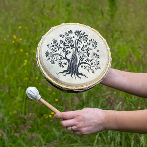 Tambor shamanico hecho a mano con piel natural de cabra, tambor redondo con marco para meditación, sanación, terapia de sonido y rituales espirituales. - Product Image 3