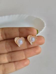 Pendientes de Perlas con Forma de Corazón, Ligeros, con Acabado Plateado, para Mujer, Producto Étnico al por Mayor, Joyería de Moda - Product Image 1