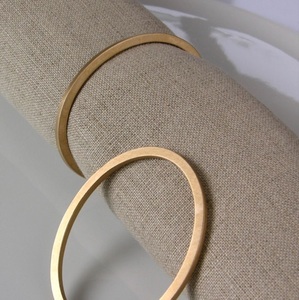Minimal <b>Round</b> Gold Napkin Ring Modern Metal Linen Holder Elegant Dining <b>Table</b> Wedding Decor Accessory - Product Image 1