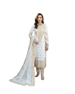 Parfait pour toutes les fonctions et tenues de fête Style Bollywood sophistiqué Meilleure qualité Costume Salwar en soie pour femmes - Product Image 1