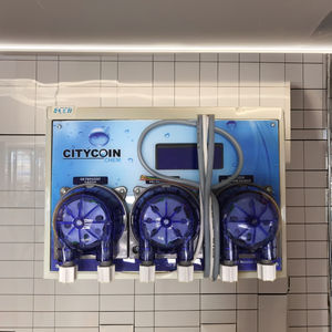 Prêt à expédier Distributeur automatique de produits chimiques pour la lessive à 2 canaux en métal de conception industrielle Pompe Détergent liquide Adoucissant - Product Image 4