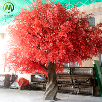 Grand arbre artificiel personnalisé en érable rouge, arbre d'érable artificiel luxuriant d'automne avec tronc en spirale, faux arbre à feuilles rouges pour la décoration des centres commerciaux