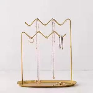 Support à bijoux élégant en métal pour colliers, bracelets, boucles d'oreilles et bagues – Présentoir de rangement pour coiffeuse, maison et chambre - Product Image 3