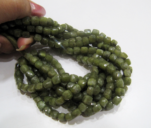 Collier de perles Briolette facettées en Vessonite naturelle, forme cube 3D, 8 pouces - Product Image 4