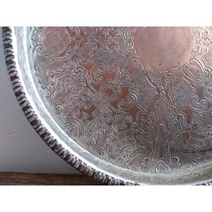 Assiette de présentation en métal au design élégant, idéale pour les mariages et les réceptions, en cuivre, parfaite pour les dîners raffinés. - Product Image 3