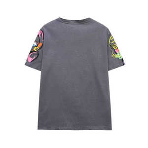 Camiseta con Estampado Gráfico Elegante para Hombre y Mujer, Cuello Redondo de Algodón Suave, Uso Diario Informal, Proveedor OEM, Camisetas con Diseños Gráficos Personalizados - Product Image 2