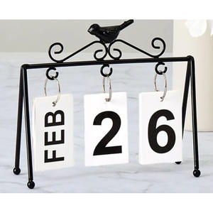 Calendario de Oficina Moderno con Superficie Metálica y Diseño Decorativo para Navidad y Cumpleaños - Product Image 4